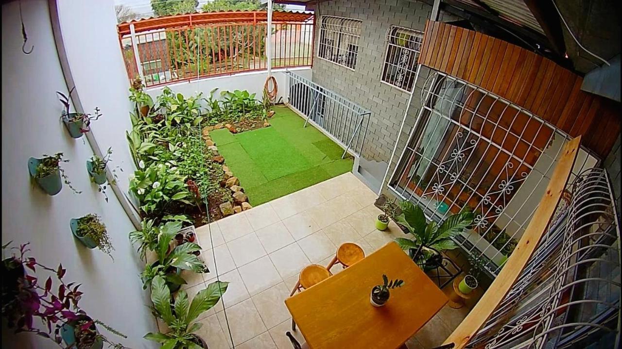 Casa Flores Heredia